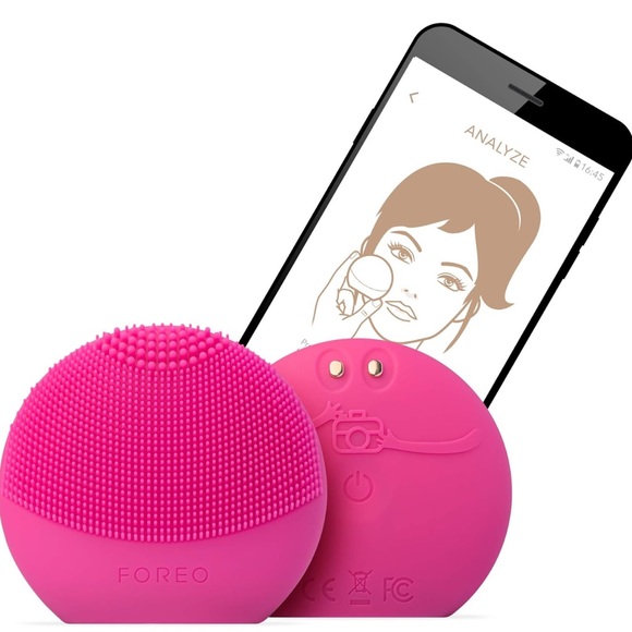 Foreo Luna FoFo Fuchsia. Pink, Cleanse, Facial, Tool, Device, Detox, Gentle - Picture 7 of 8